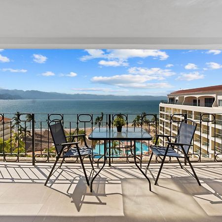 Luxury Condo Just Steps Away From The Beach! ปูแอร์โตบาญาร์ตา ภายนอก รูปภาพ